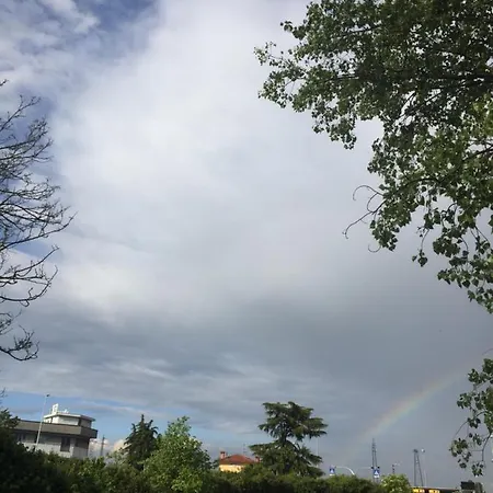 Casa Arcobaleno Pensión *