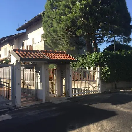Casa Arcobaleno 게스트하우스 코르나레도